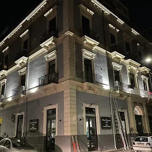 https://catania-center-bb.taorminaitalyhotels.com